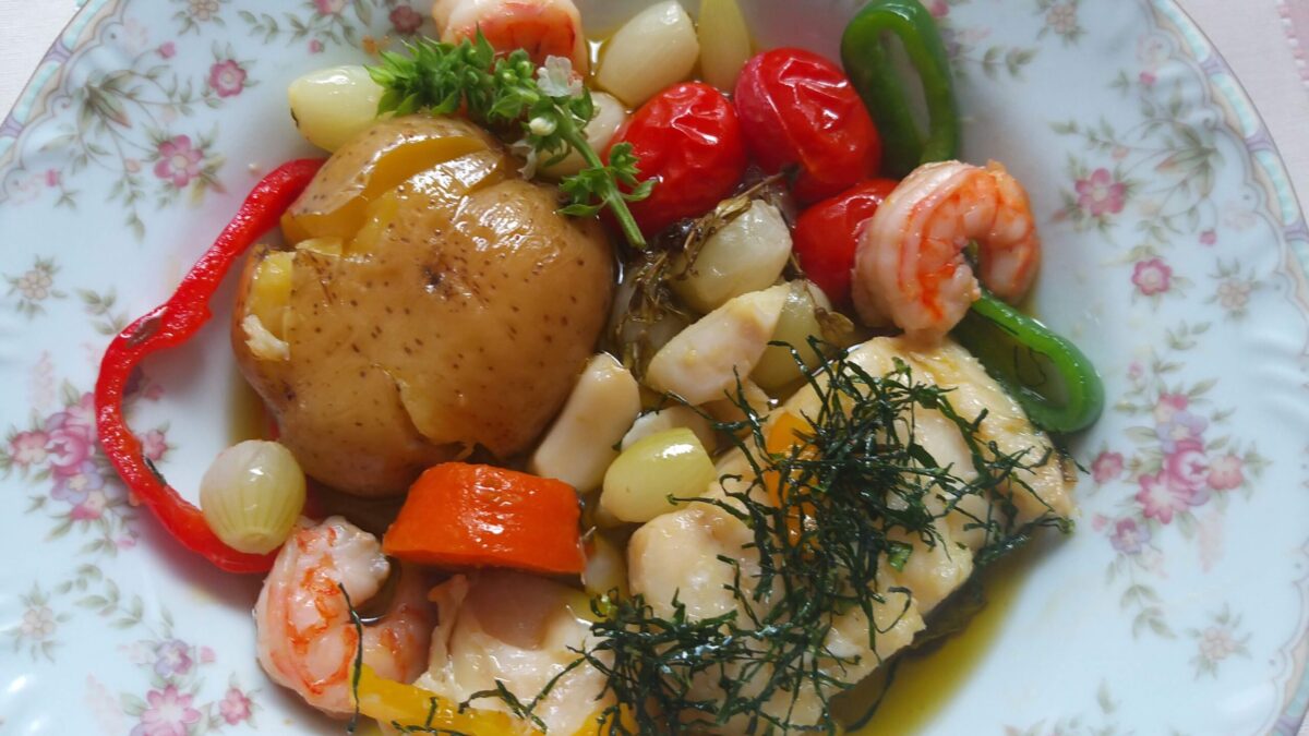 Bacalhau confitado com legumes